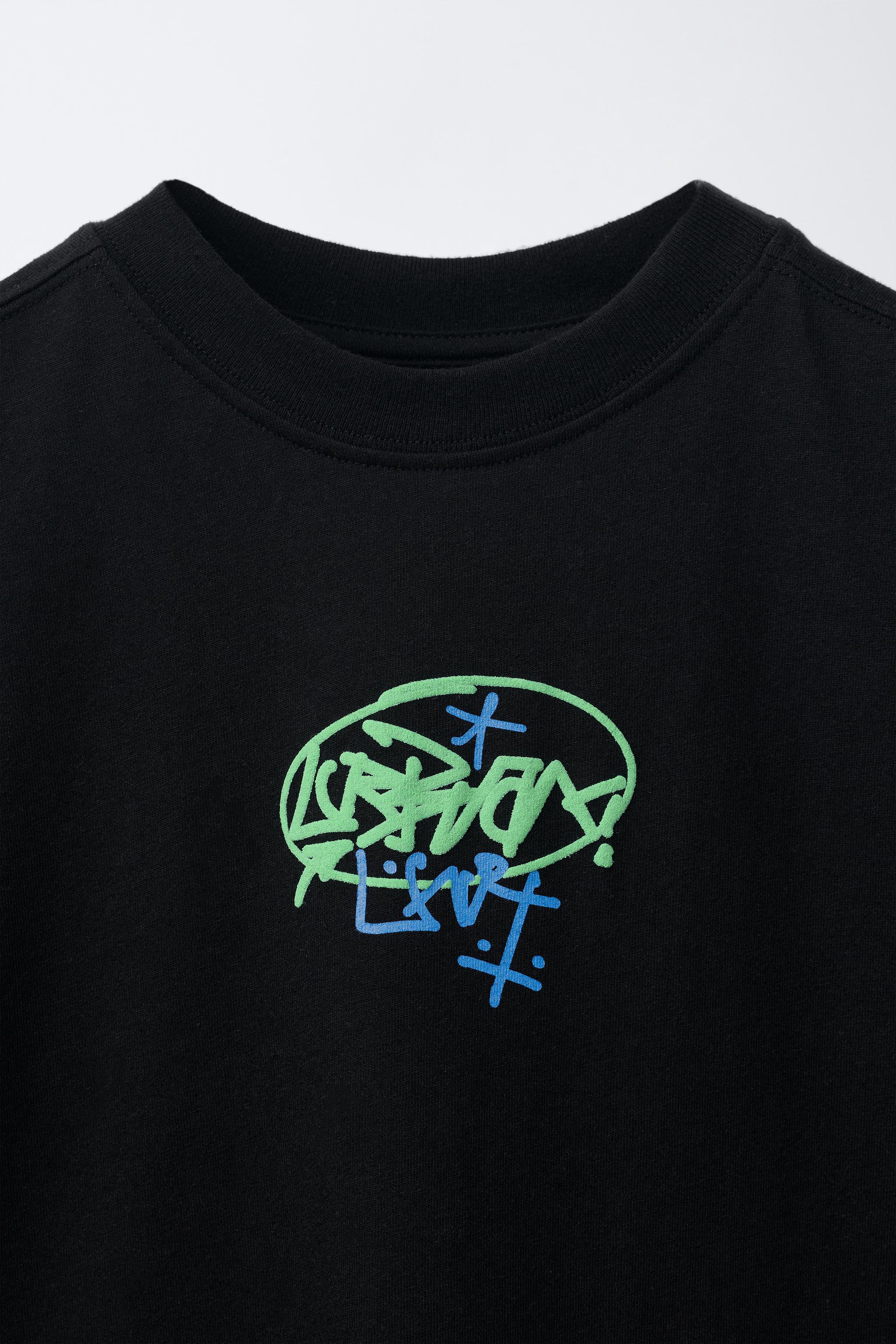 GRAFFITI PRINT T-SHIRT